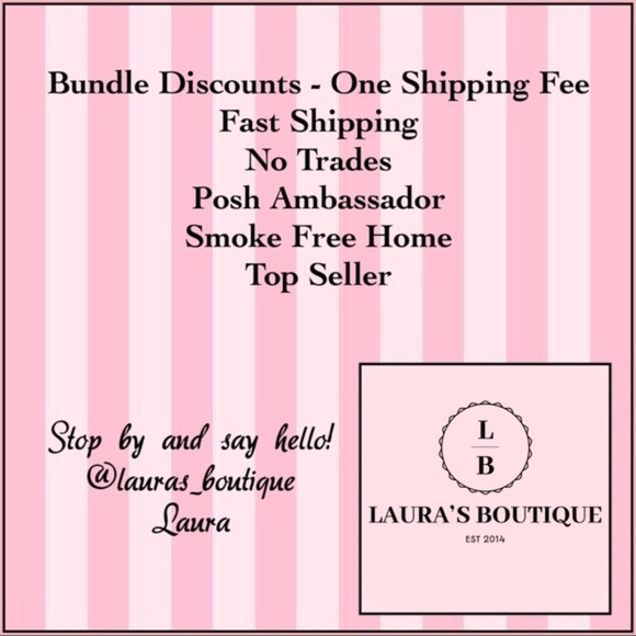 LC LAUREN CONRAD Paris Eiffel Tower Keychain Fob - Picture 4 of 4